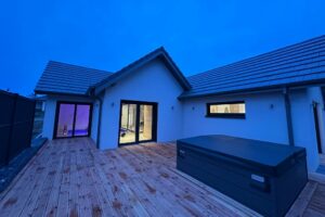 Maison de l'extérieur nuit